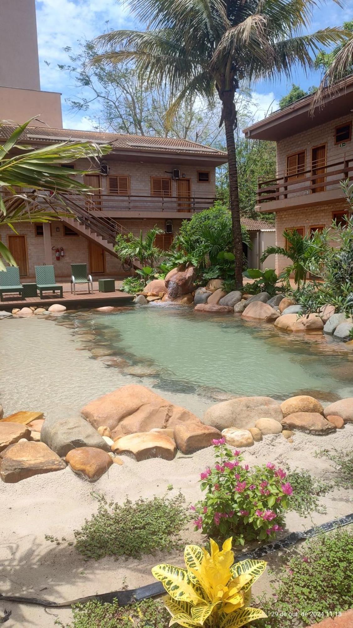 Hotel Pousada Santa Rita ฮิเบเราเปรโต ภายนอก รูปภาพ