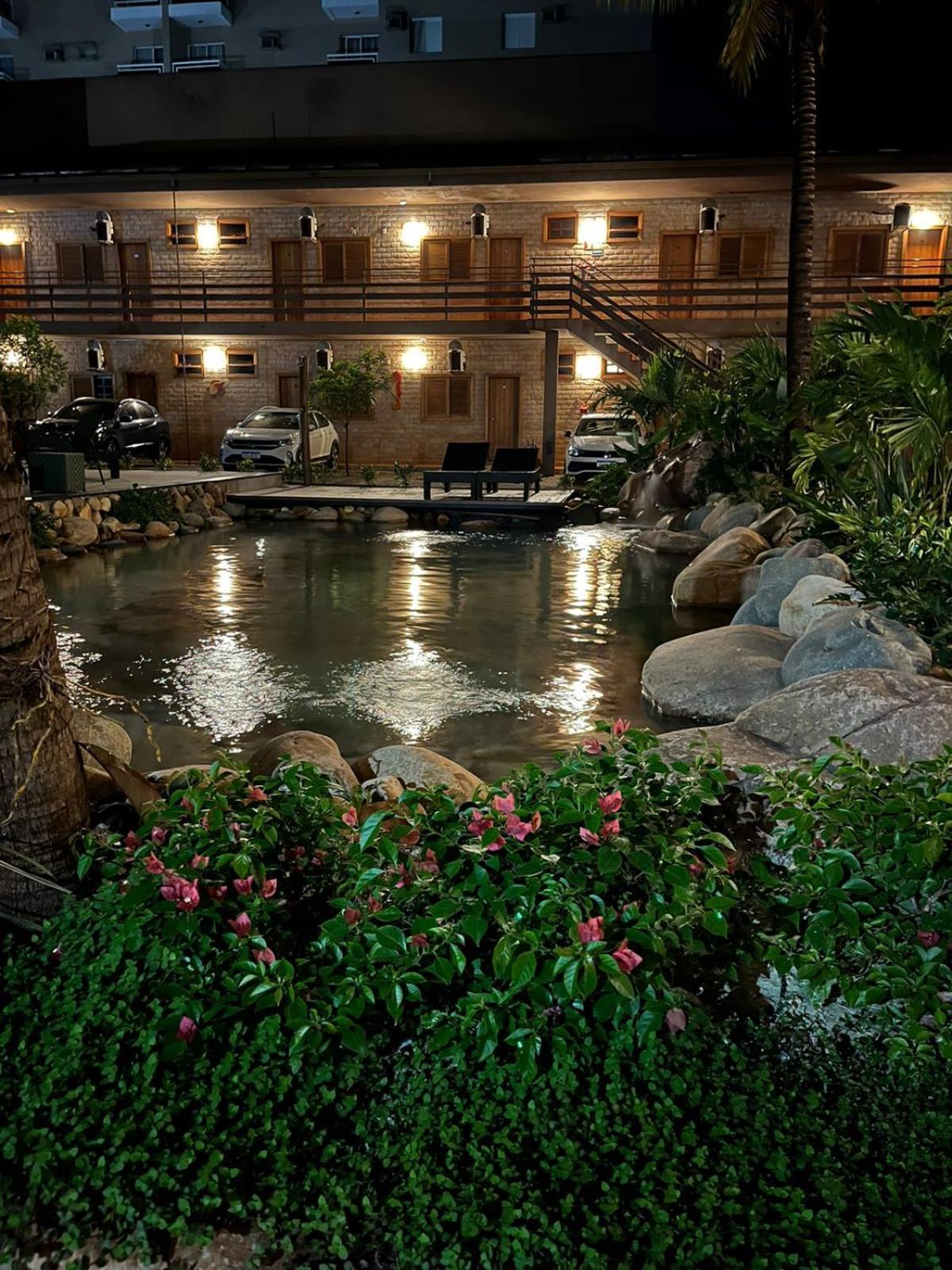 Hotel Pousada Santa Rita ฮิเบเราเปรโต ภายนอก รูปภาพ