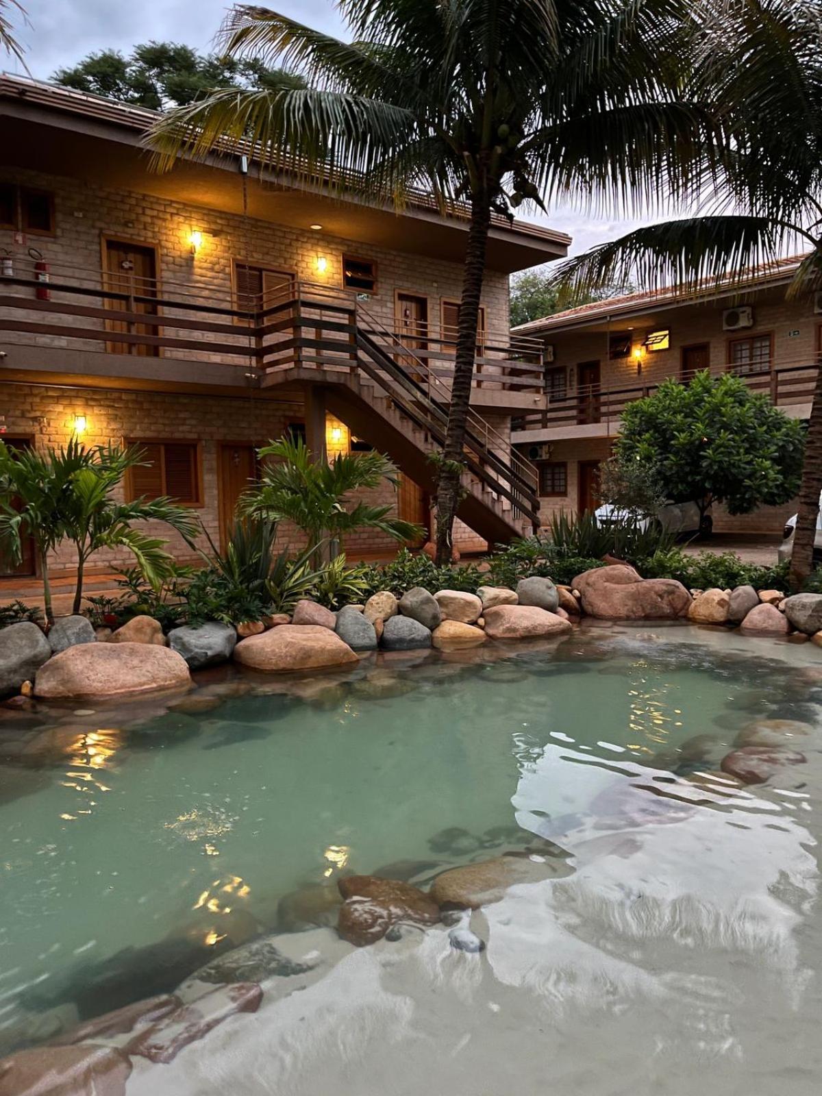 Hotel Pousada Santa Rita ฮิเบเราเปรโต ภายนอก รูปภาพ
